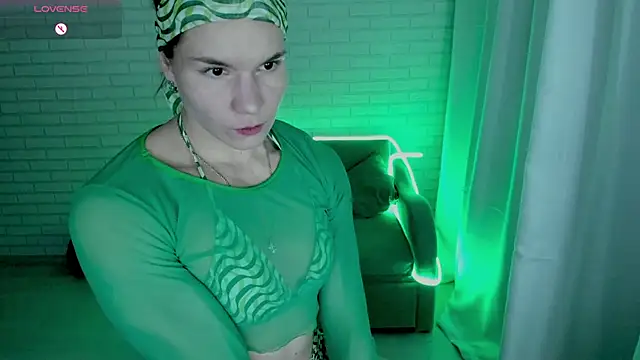 Lisa Ray online show from 02.17.25