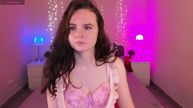 Snapshot of AmA_lia_ chatting on 01.14.25 AmA lia  online show from 01.14.25