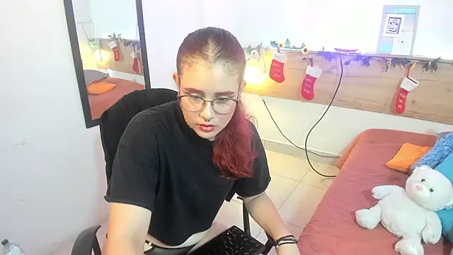 Emyli rousse  online show from 12.24.24