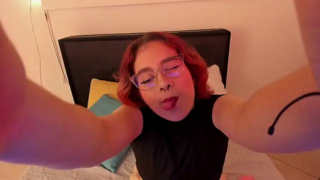 Emyli rousse  online show from 01.20.25