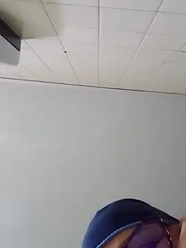 Snapshot of Darly_Gomez chatting on 01.29.25 Darly Gomez online show from 01.29.25