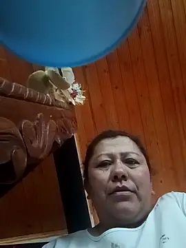 Snapshot of Darly_Gomez chatting on 11.25.25 Darly Gomez online show from 11.25.25