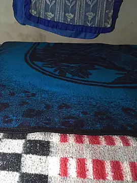 manuamador online show from 10.04.25