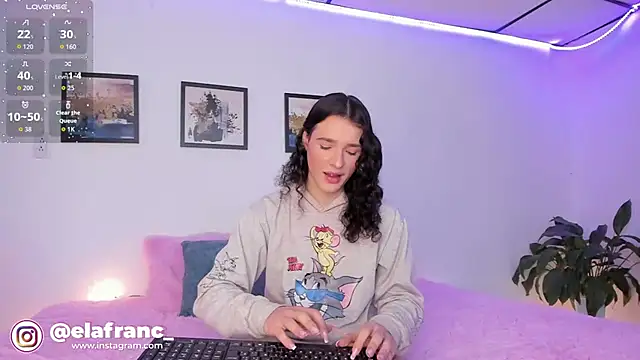 Snapshot of elafranco_ chatting on 01.18.26 elafranco online show from 01.18.26