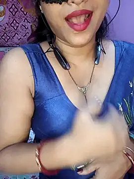 Sexy Mona Bhabhi online show from 09.18.25