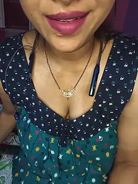 Snapshot of Sexy_Mona_Bhabhi chatting on 05.21.26 Sexy Mona Bhabhi online show from 05.21.26