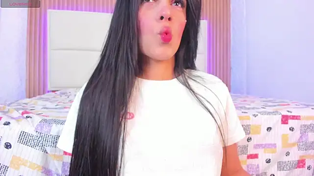 aggy castel online show from 02.08.26