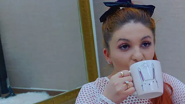 FoxyJoy online show from 03.02.25