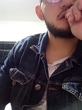 Nene1325 online show from 12.15.24