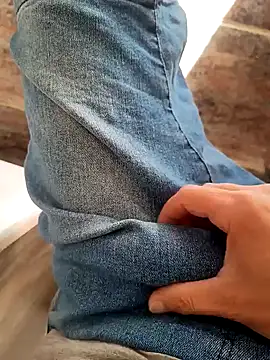 paubabando  online show from 03.17.25