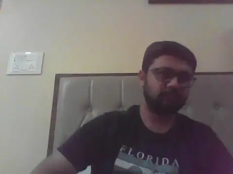 SexyyMotaLund57 online show from 02.28.26