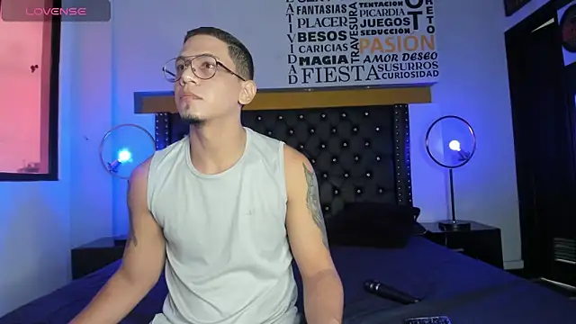 JoshMillerr  online show from 03.07.25