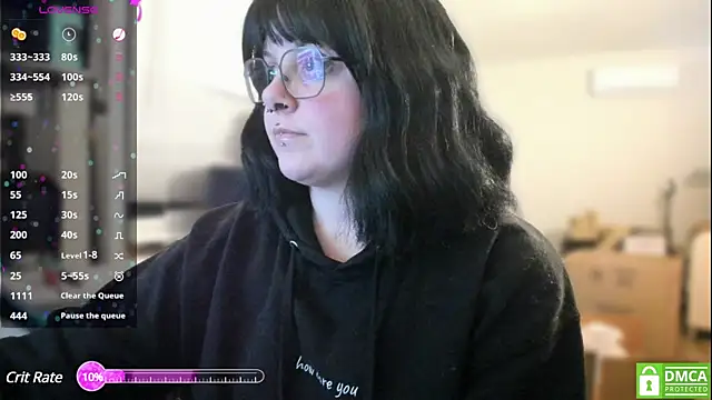 cute aggro gamer girl online show from 12.10.24