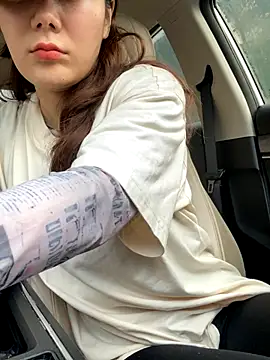 ChuChu1991 online show from 10.25.25