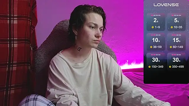 esajukyy online show from 10.24.25