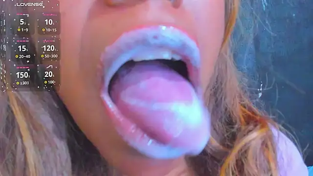 KamariaFyre online show from 11.27.25