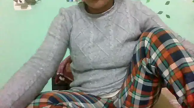 Snapshot of RupaSharma chatting on 02.01.25 RupaSharma online show from 02.01.25