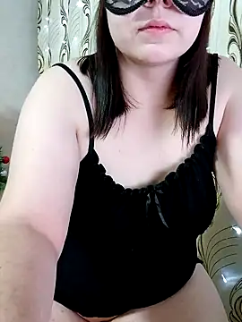 Snapshot of Miranda_Nancy chatting on 12.21.24 Miranda Nancy online show from 12.21.24