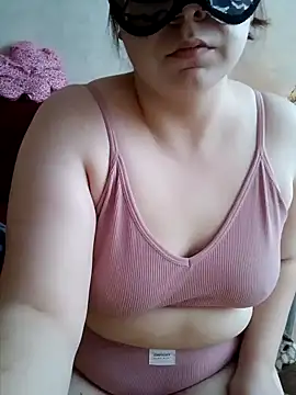 Snapshot of Miranda_Nancy chatting on 01.02.25 Miranda Nancy online show from 01.02.25