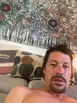 Snapshot of zenzero87 chatting on 10.06.25 zenzero87 online show from 10.06.25