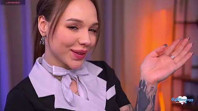 Snapshot of Bllowjoyy chatting on 02.12.26 Bllowjoyy online show from 02.12.26