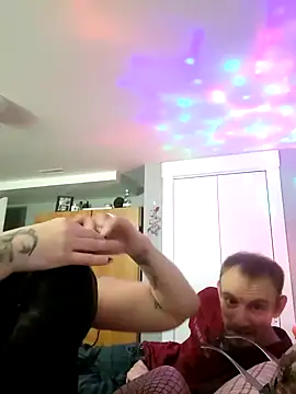 Neveah6 online show from 12.15.24