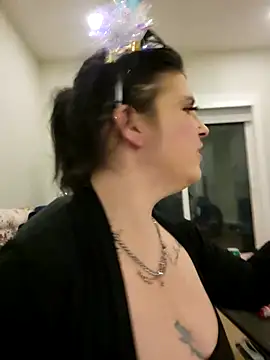 Neveah6 online show from 01.01.25