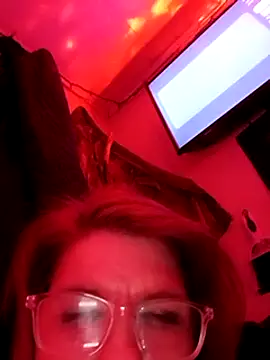 Neveah6 online show from 02.26.25