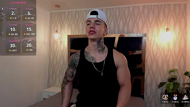 Flynn Riider online show from 03.11.26