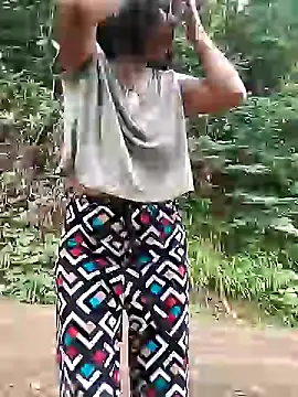 Danna-linyi online show from 12.26.24