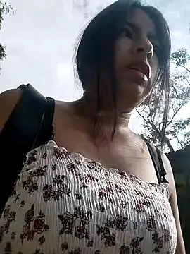 Danna-linyi online show from 03.07.25