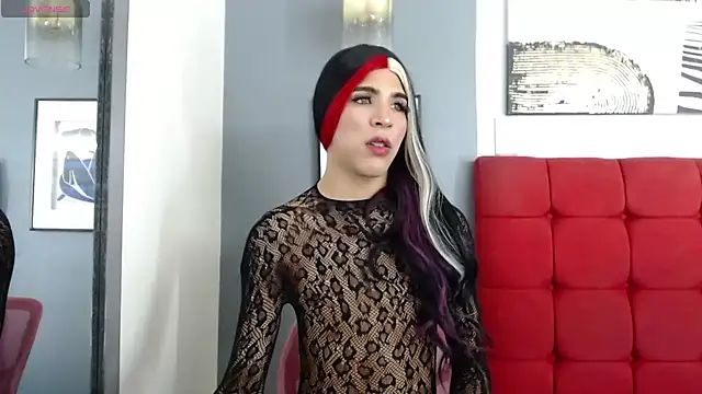  Natassia Dreams online show from 01.18.25