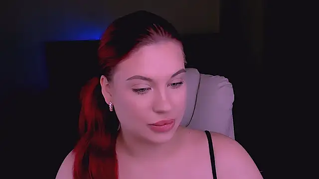Snapshot of evaharve chatting on 03.05.26 evaharve online show from 03.05.26