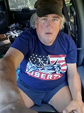 Bus310A online show from 10.13.25