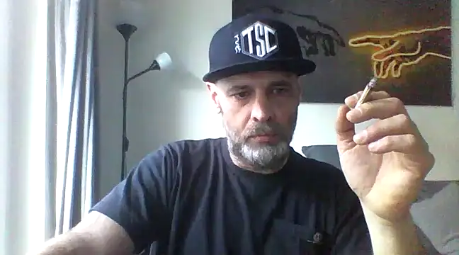 Snapshot of Avamereandmikel chatting on 02.26.25 Avamereandmikel online show from 02.26.25