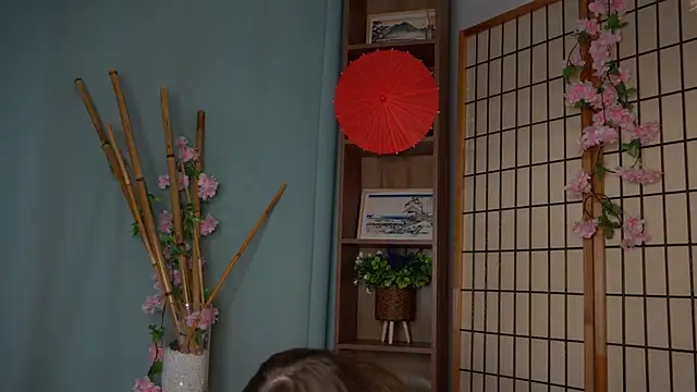 DawnAtwood online show from 02.18.25