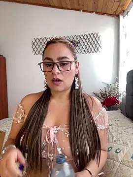 Snapshot of Gabriela-Parker_ chatting on 02.13.25 Gabriela-Parker online show from 02.13.25