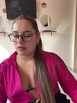 Snapshot of Gabriela-Parker_ chatting on 03.17.25 Gabriela-Parker online show from 03.17.25
