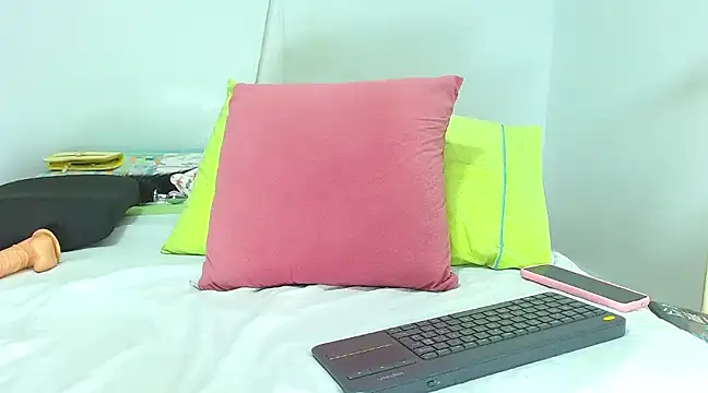 katerineleon online show from 03.10.25