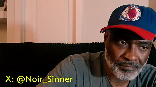 Snapshot of sinnernoir chatting on 07.15.26 sinnernoir online show from 07.15.26
