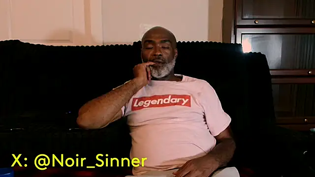 Snapshot of sinnernoir chatting on 07.16.26 sinnernoir online show from 07.16.26