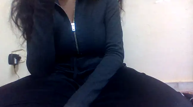 Tiny busty online show from 12.26.24