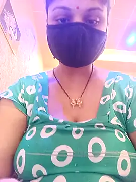 Snapshot of Cute-Aadhvita chatting on 05.02.26 Cute-Aadhvita online show from 05.02.26