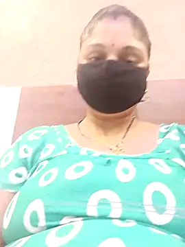 Snapshot of Cute-Aadhvita chatting on 05.02.26 Cute-Aadhvita online show from 05.02.26