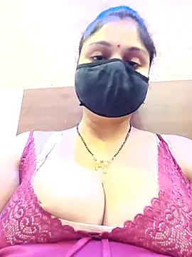Snapshot of Cute-Aadhvita chatting on 05.03.26 Cute-Aadhvita online show from 05.03.26