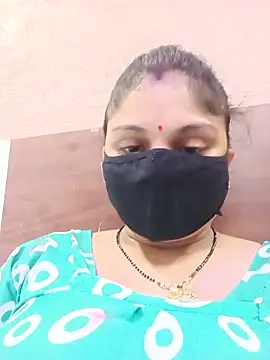 Snapshot of Cute-Aadhvita chatting on 05.15.26 Cute-Aadhvita online show from 05.15.26
