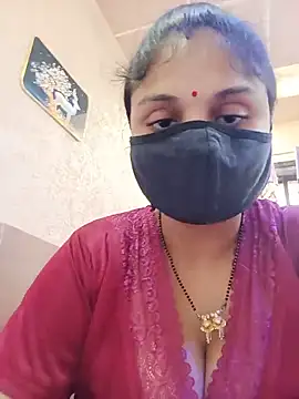 Snapshot of Cute-Aadhvita chatting on 05.22.26 Cute-Aadhvita online show from 05.22.26