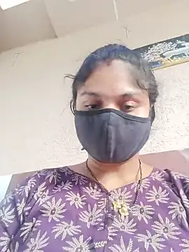 Snapshot of Cute-Aadhvita chatting on 05.25.26 Cute-Aadhvita online show from 05.25.26