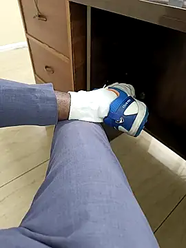 Kakabiraji online show from 09.20.25