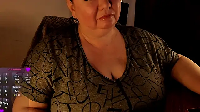 SexxyDreams1 online show from 02.13.25